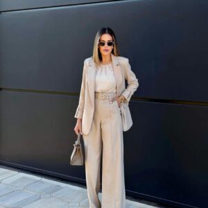 Terno Claro Elegante